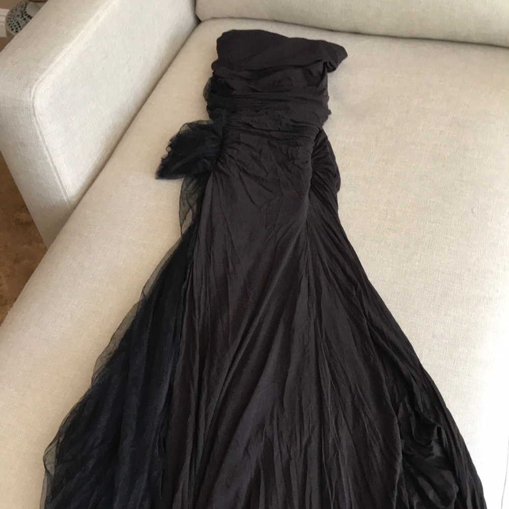 Donna Karan New York Strapless Slit Black  0/2